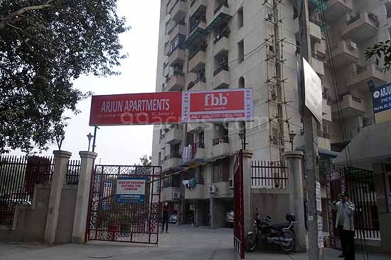 3 BHK Flat For Sale in Arjun Apartments Sector 7 Dwarka Delhi